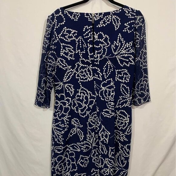 Karl LAGERFELD woman’s navy/white dress with sheer sleeves. Lined. Size 8. Cutou - Picture 8 of 12